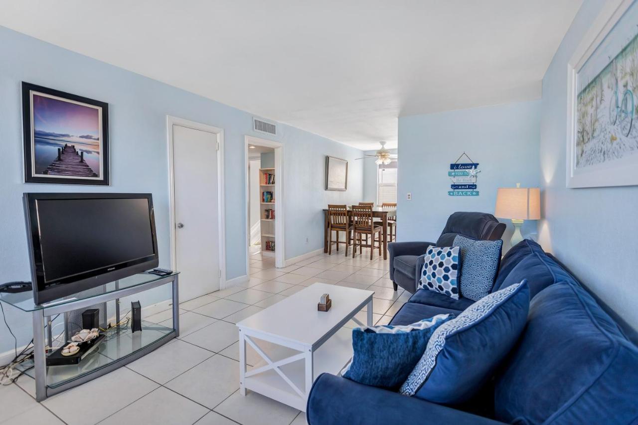 Gulf Winds Resort By Travel Resort Services St. Pete Beach Extérieur photo