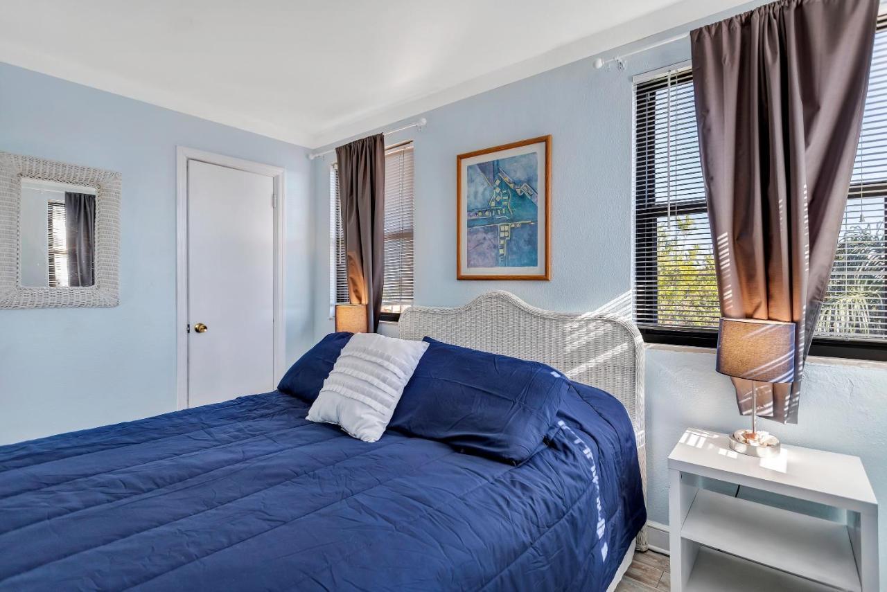 Gulf Winds Resort By Travel Resort Services St. Pete Beach Extérieur photo