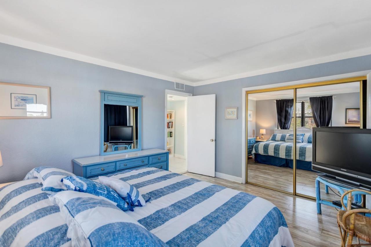 Gulf Winds Resort By Travel Resort Services St. Pete Beach Extérieur photo