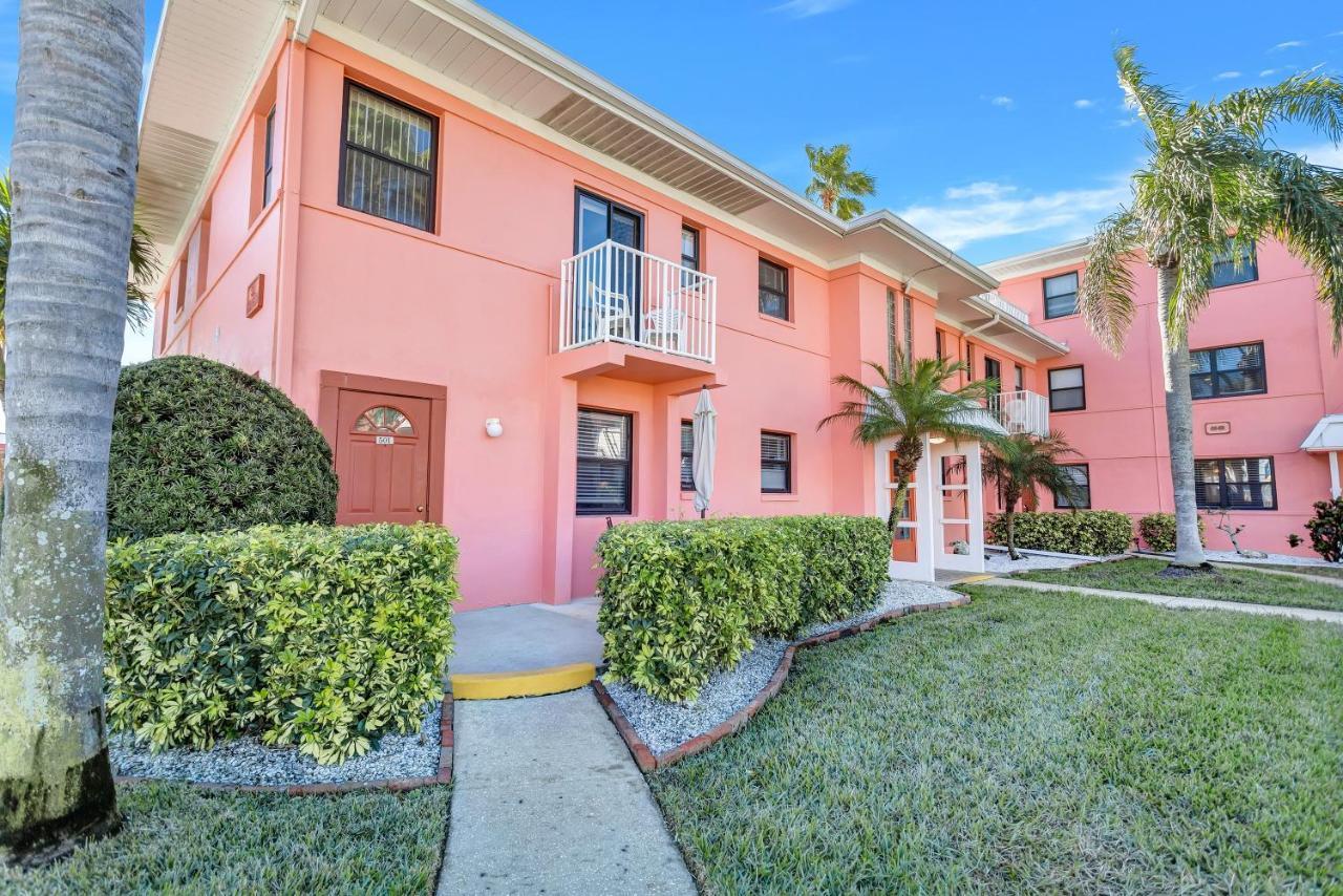 Gulf Winds Resort By Travel Resort Services St. Pete Beach Extérieur photo