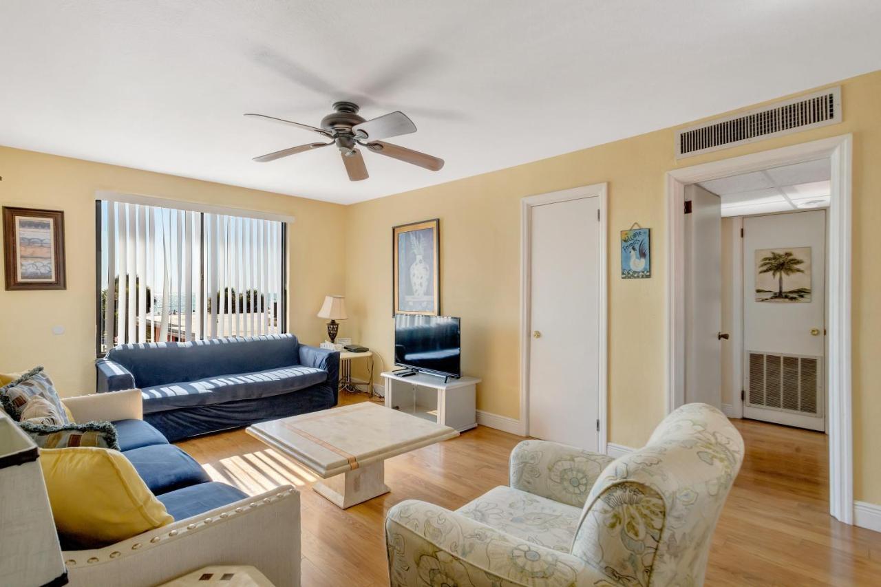 Gulf Winds Resort By Travel Resort Services St. Pete Beach Extérieur photo