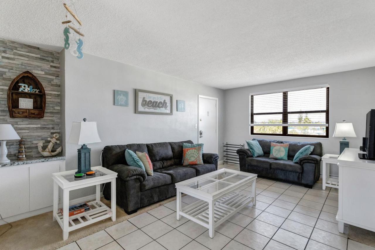 Gulf Winds Resort By Travel Resort Services St. Pete Beach Extérieur photo