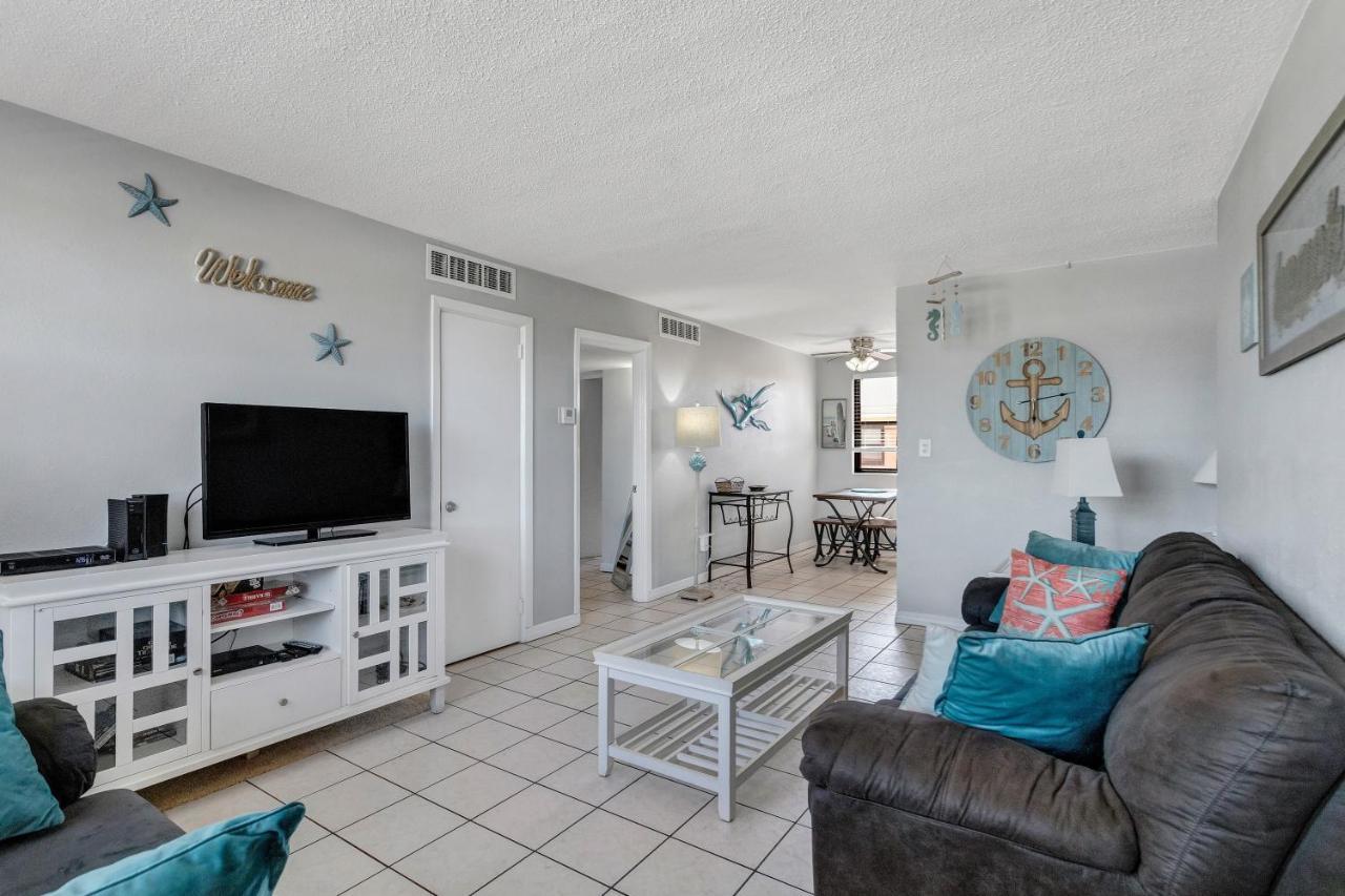 Gulf Winds Resort By Travel Resort Services St. Pete Beach Extérieur photo