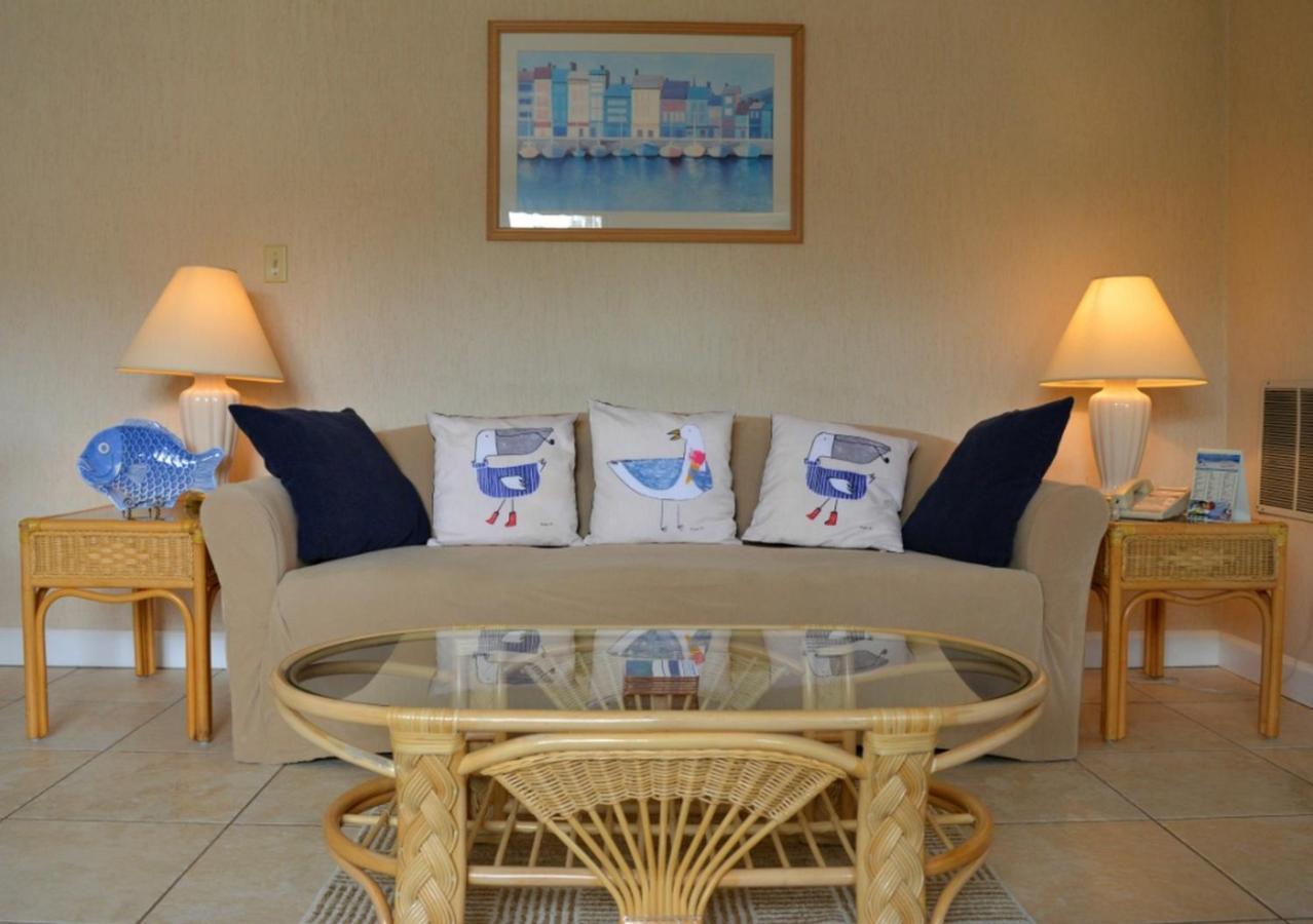 Gulf Winds Resort By Travel Resort Services St. Pete Beach Extérieur photo
