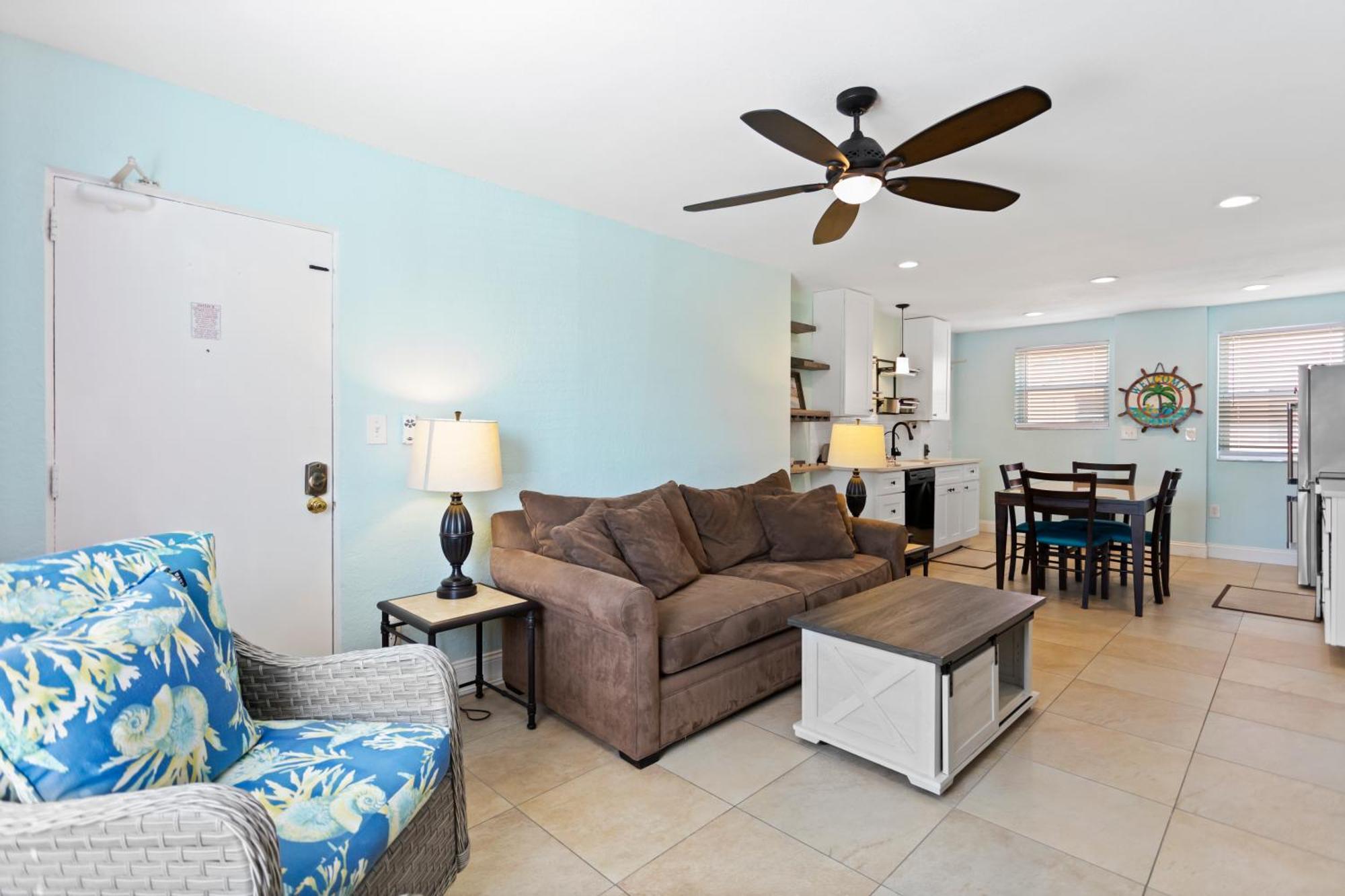Gulf Winds Resort By Travel Resort Services St. Pete Beach Extérieur photo