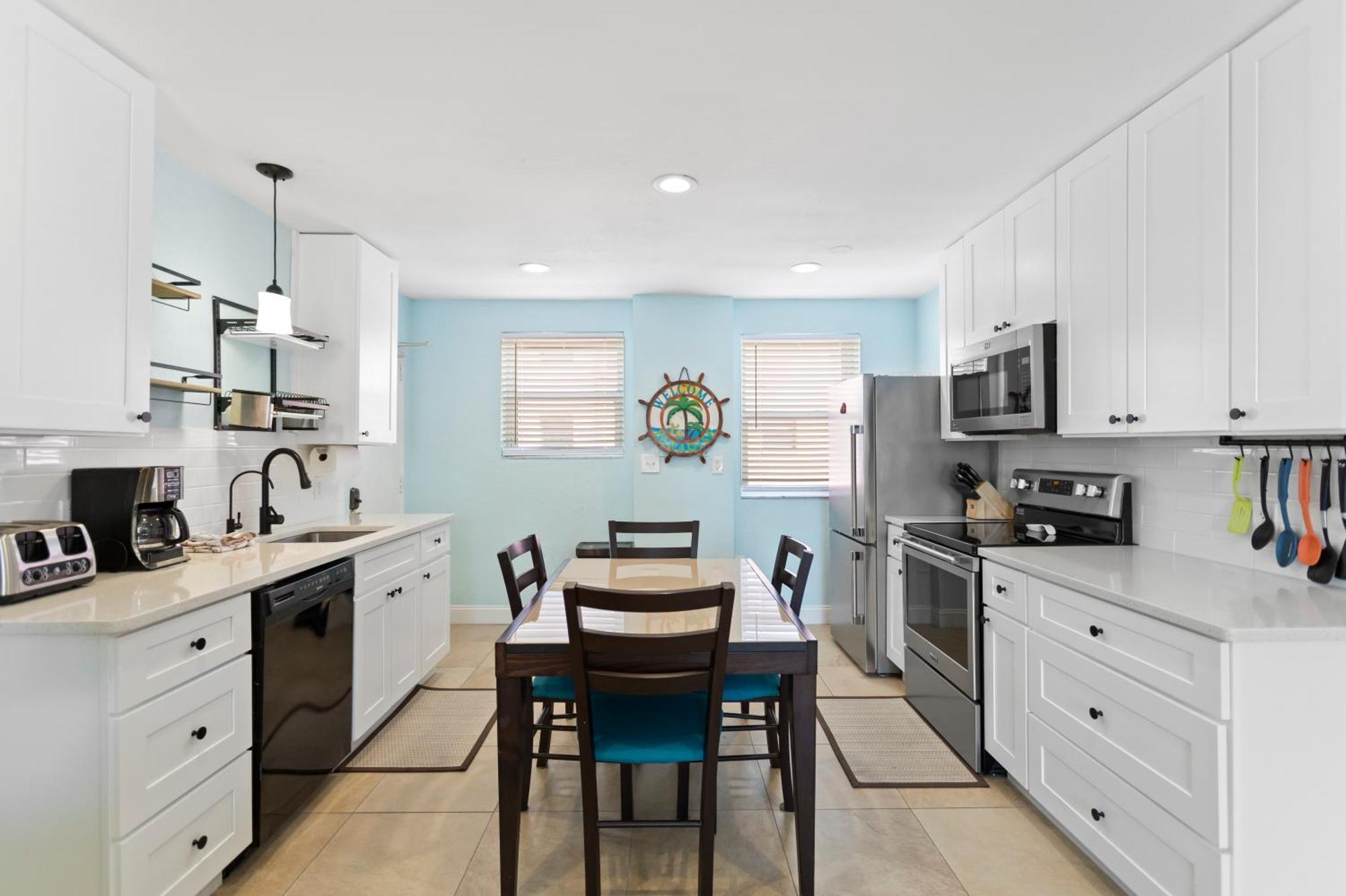 Gulf Winds Resort By Travel Resort Services St. Pete Beach Extérieur photo